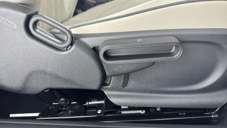 MINI Cooper 1.5 C Classic [Level 2] 3dr Auto Petrol Hatchback